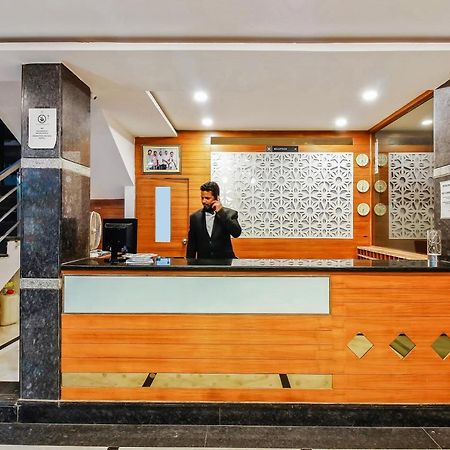 Oyo 29131 Hotel Mn Grand Shamshabad Luaran gambar