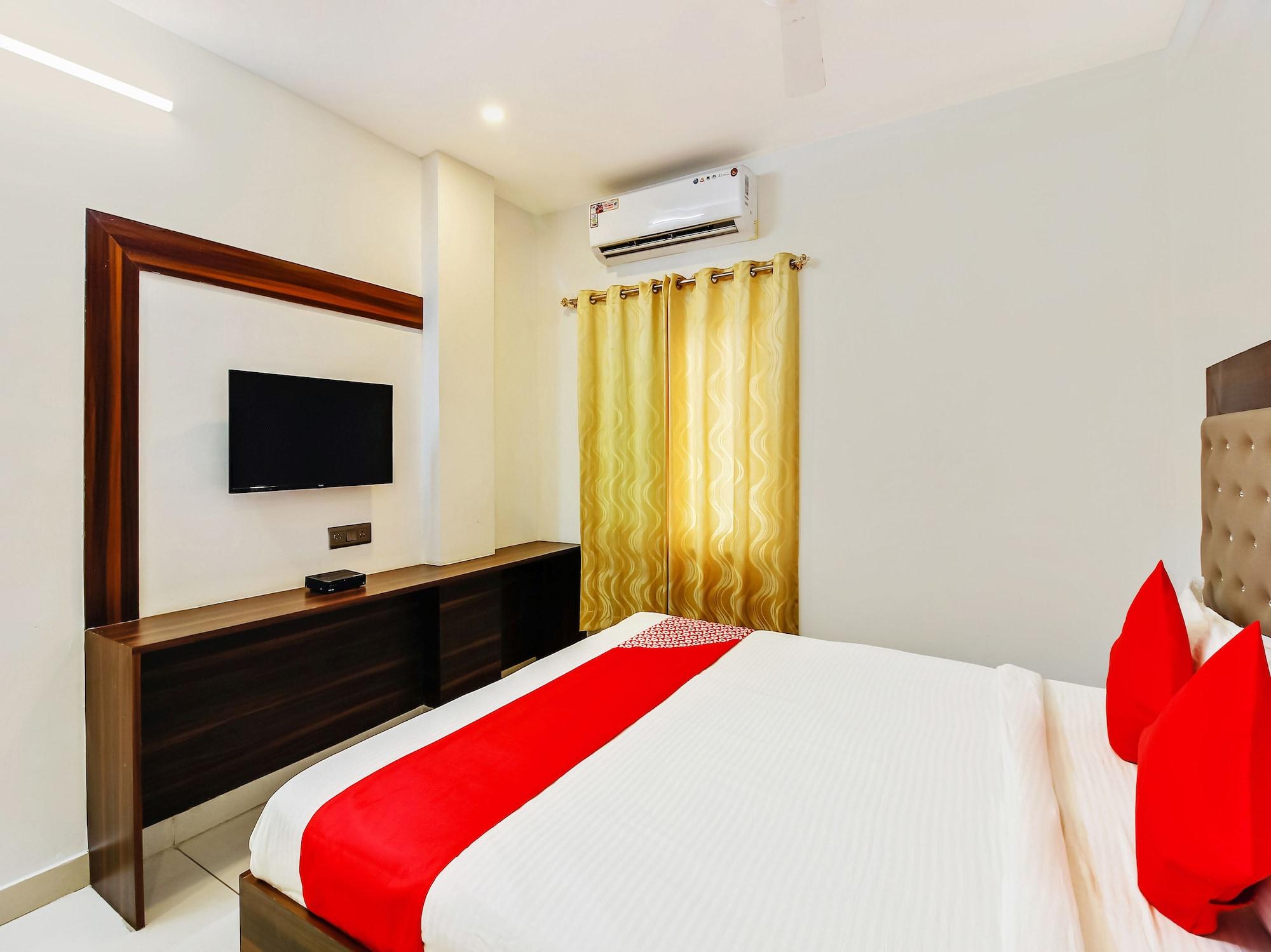 Oyo 29131 Hotel Mn Grand Shamshabad Luaran gambar