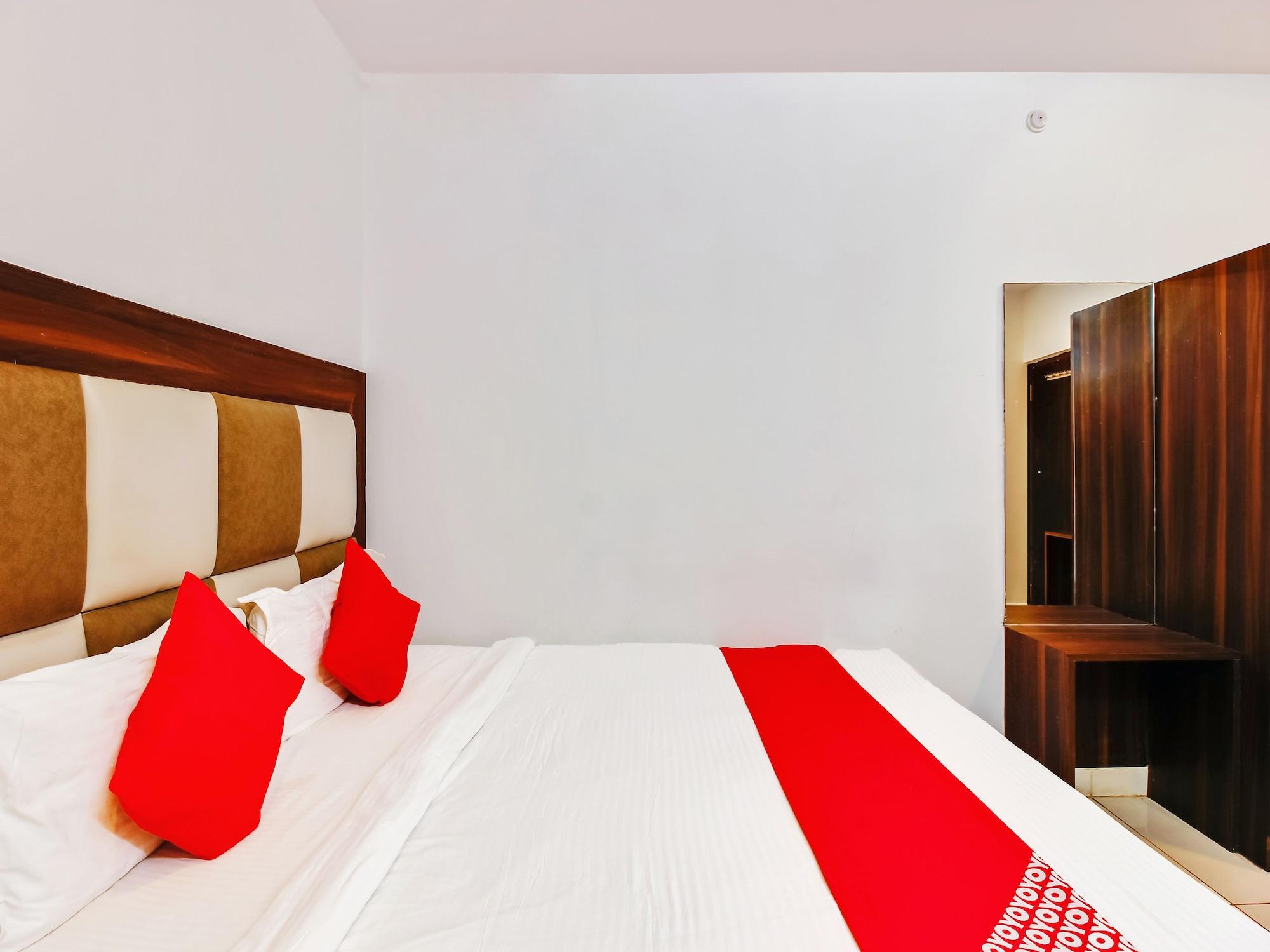 Oyo 29131 Hotel Mn Grand Shamshabad Luaran gambar